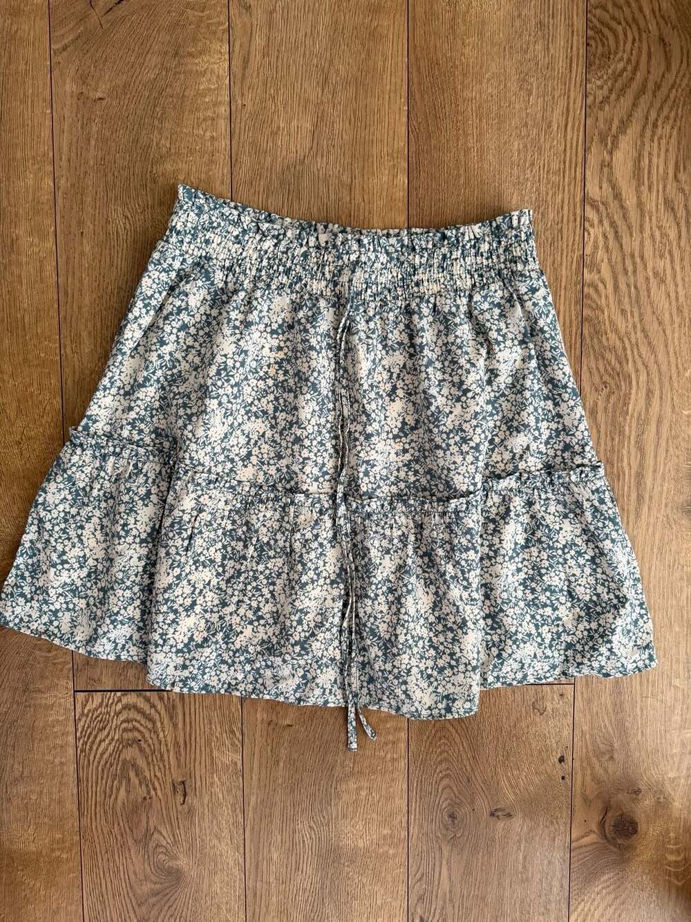 Paper Crane Blue and White Floral Tiered Mini Skirt with Drawstring Waist